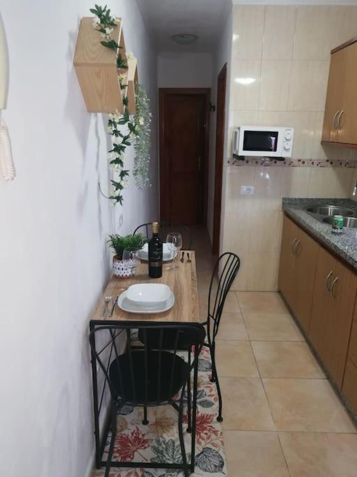 Acogedor Atico Con Terraza En San Cristobal De La Laguna מראה חיצוני תמונה
